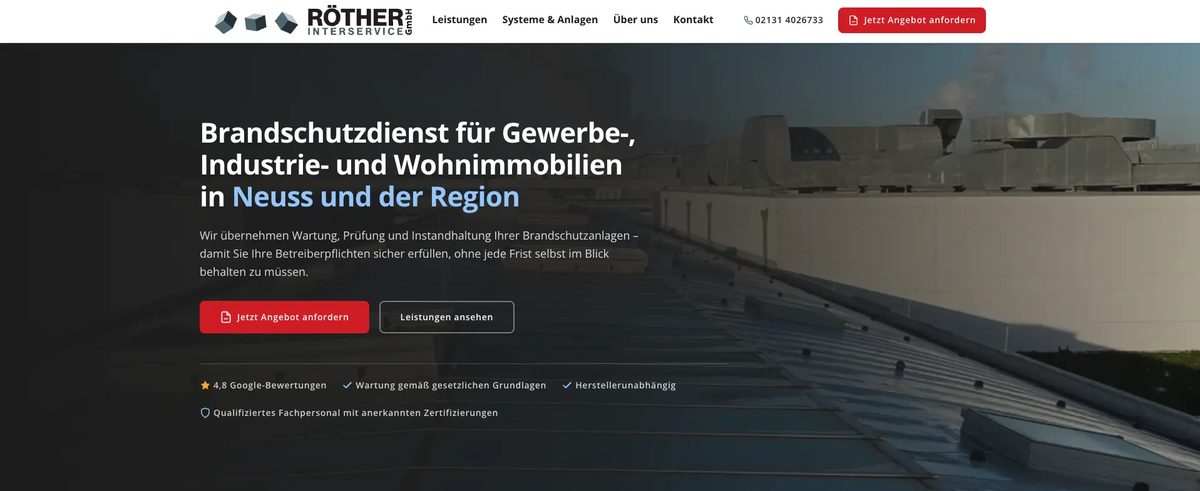Röther Interservice: Startseite nach dem Relaunch Startseite von Röther Interservice mit der Überschrift „Brandschutzdienst für Gewerbe-, Industrie- und Wohnimmobilien in Neuss und der Region“